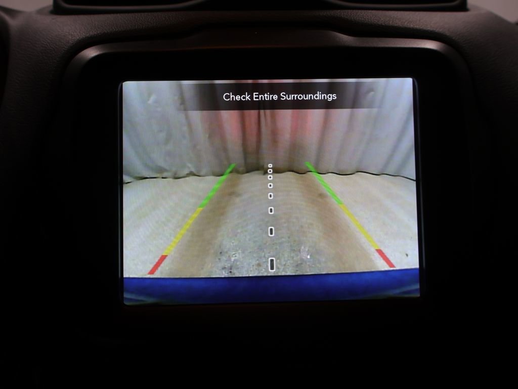 Used 2021 Jeep Renegade Latitude image 28