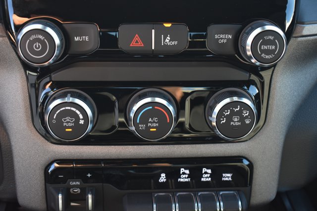 New 2027 RAM 1500 Express AWD/4WD image 24