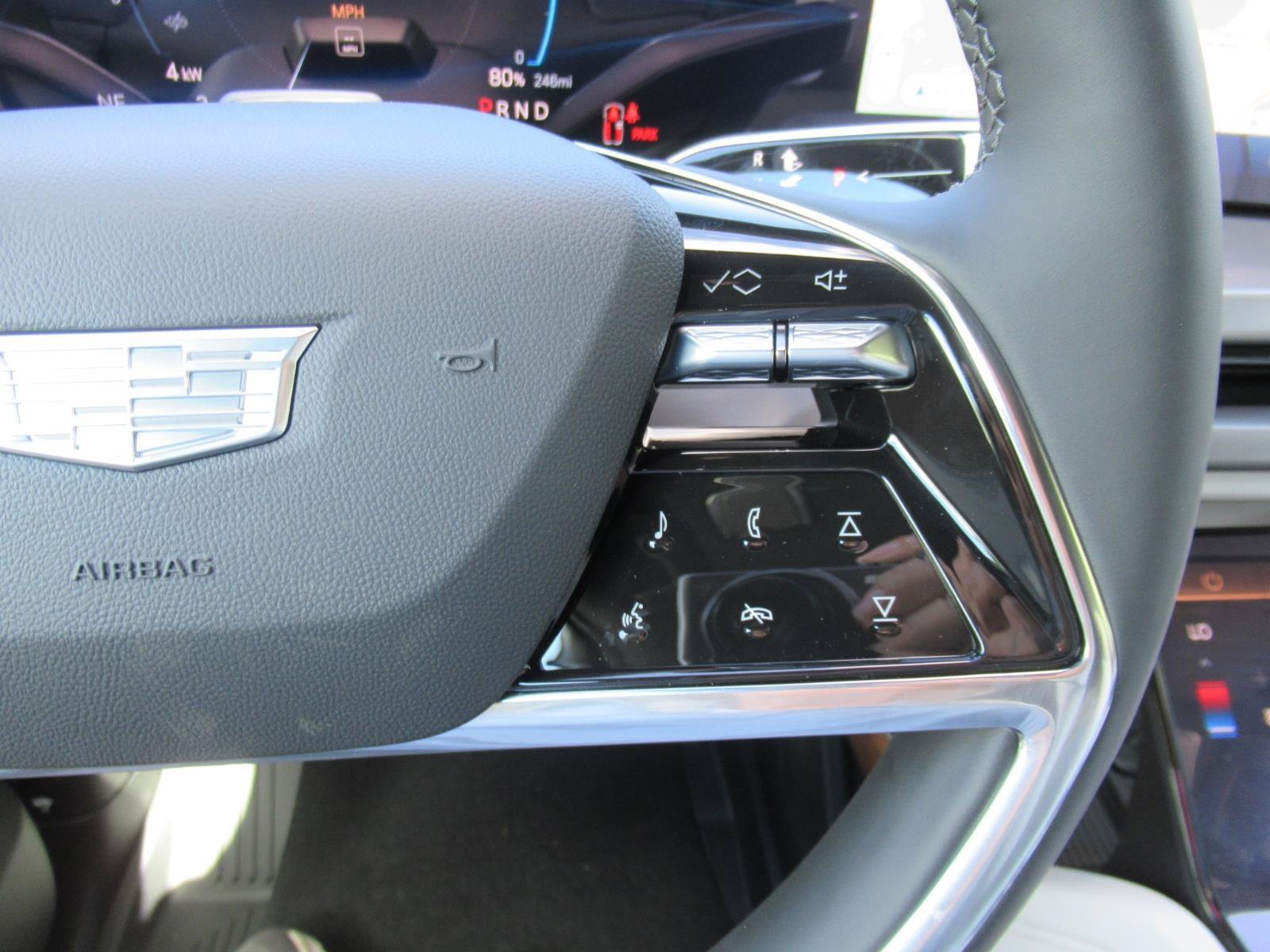 New 2027 Cadillac Vistiq Sport AWD/4WD image 25