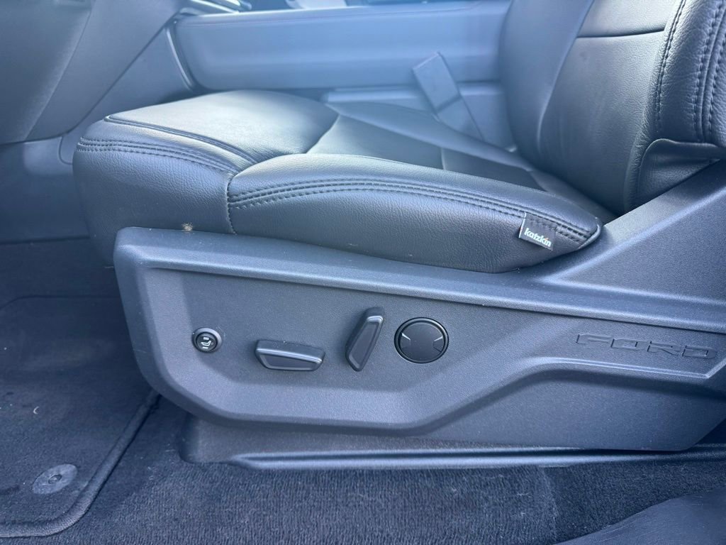 Used 2025 Ford Expedition Max Active image 6