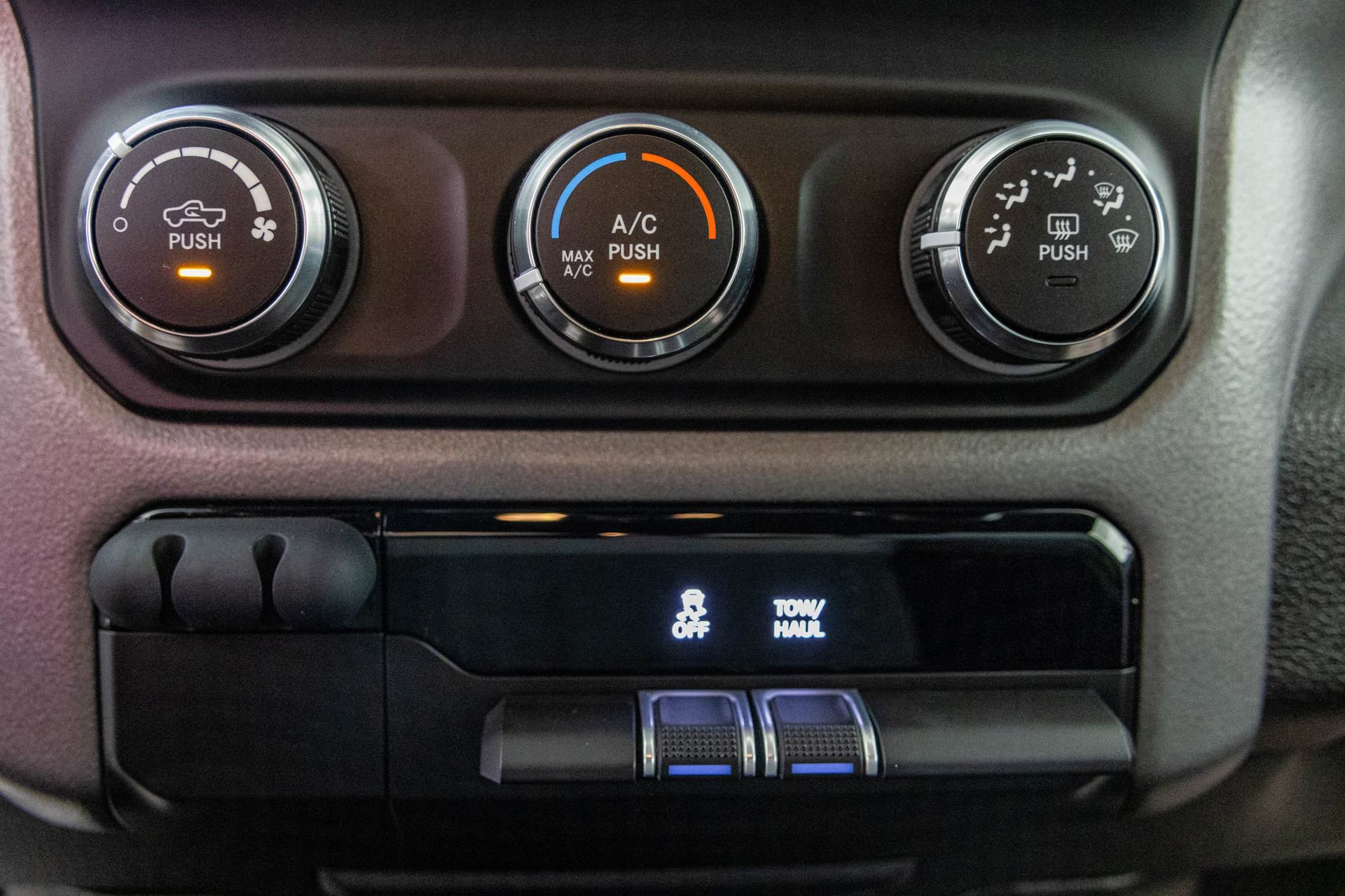 Used 2022 RAM 1500 Big Horn AWD/4WD image 25