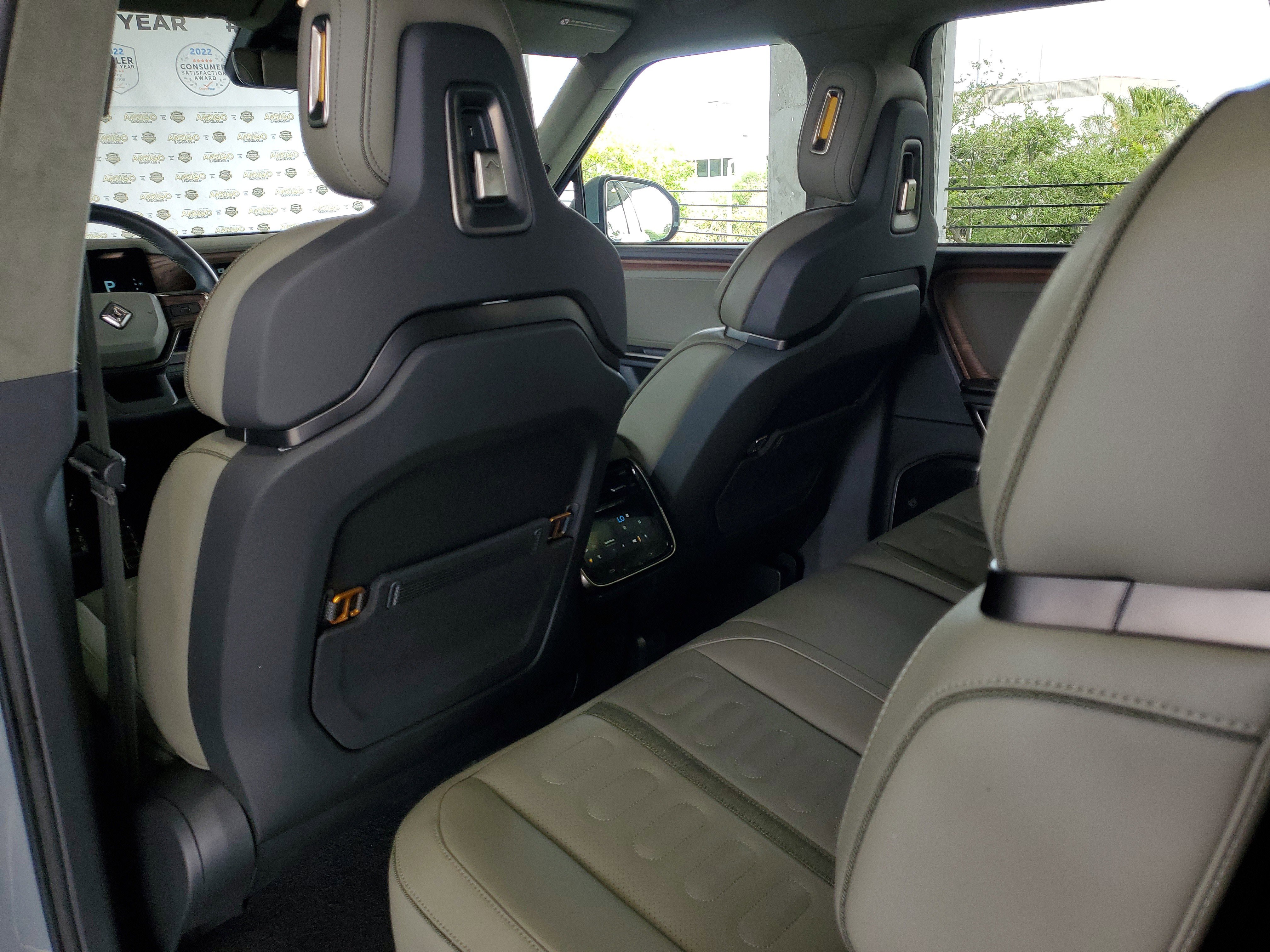 Used 2024 Rivian R1S Adventure image 10