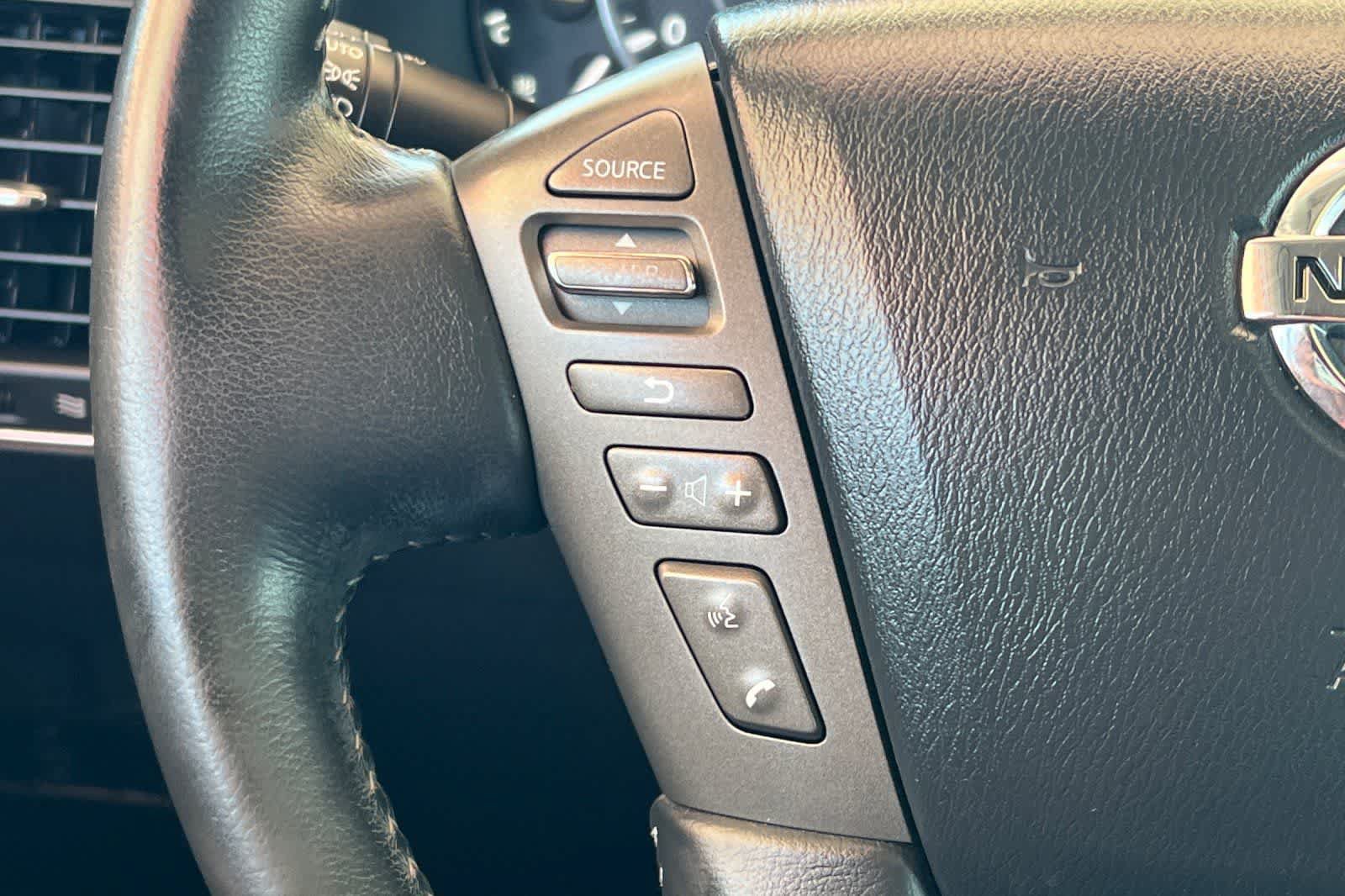 Used 2018 Nissan Armada SL w/ Moonroof Package AWD/4WD image 31