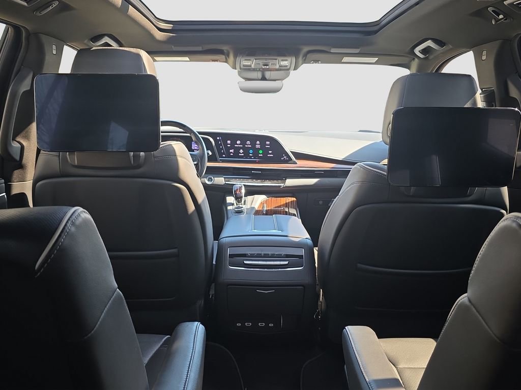 Used 2023 Cadillac Escalade Premium Luxury image 12