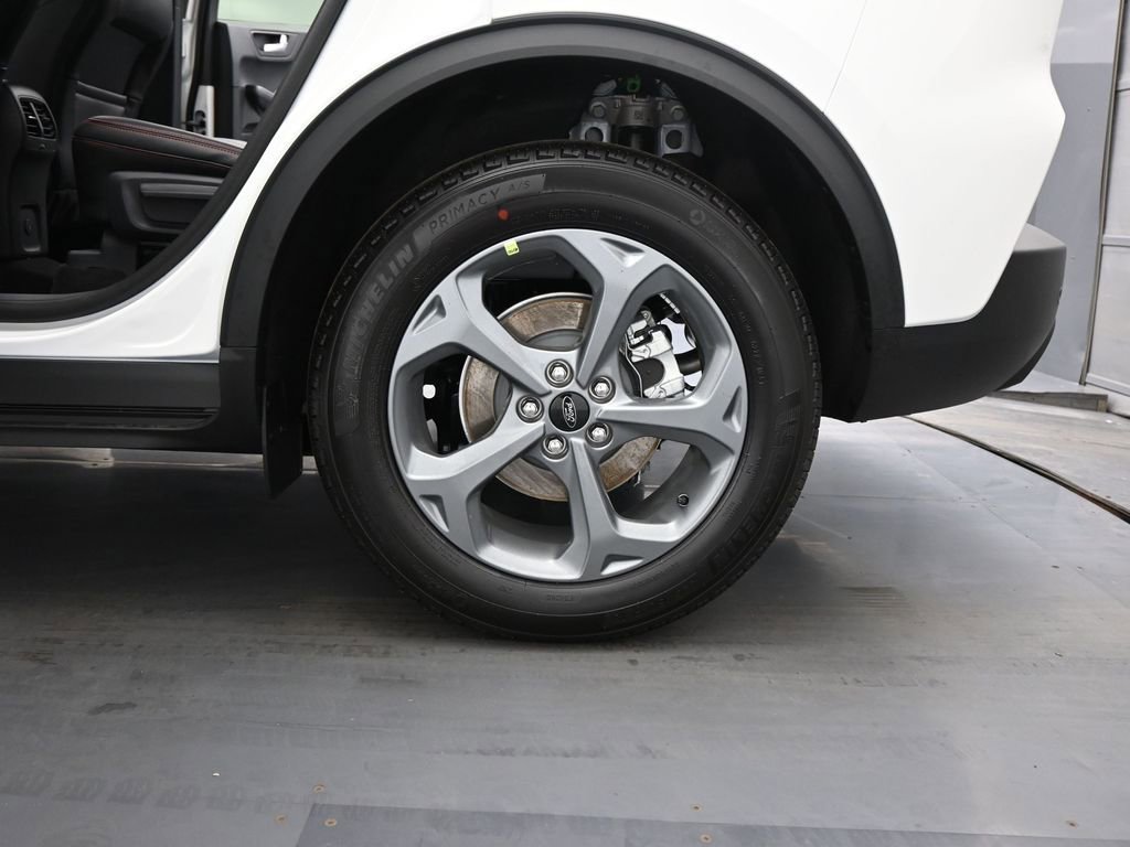 New 2025 Ford Escape ST-Line w/ Equipment Group 301A image 21