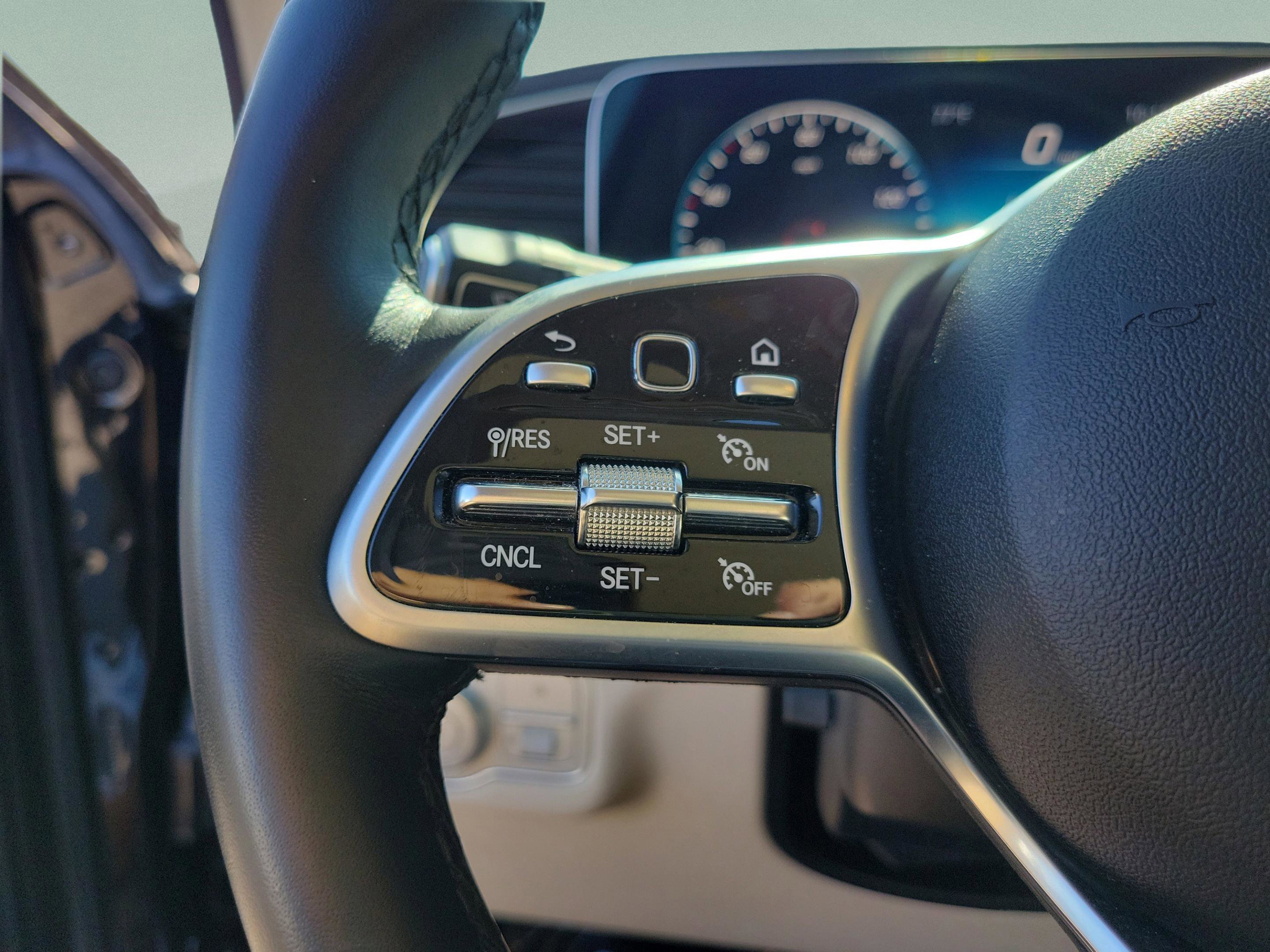 Used 2023 Mercedes-Benz GLE 350 image 24