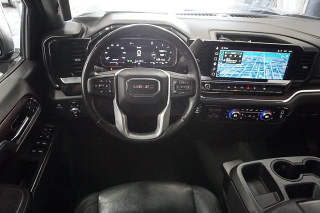 Used 2025 GMC Sierra 1500 SLT AWD/4WD image 11
