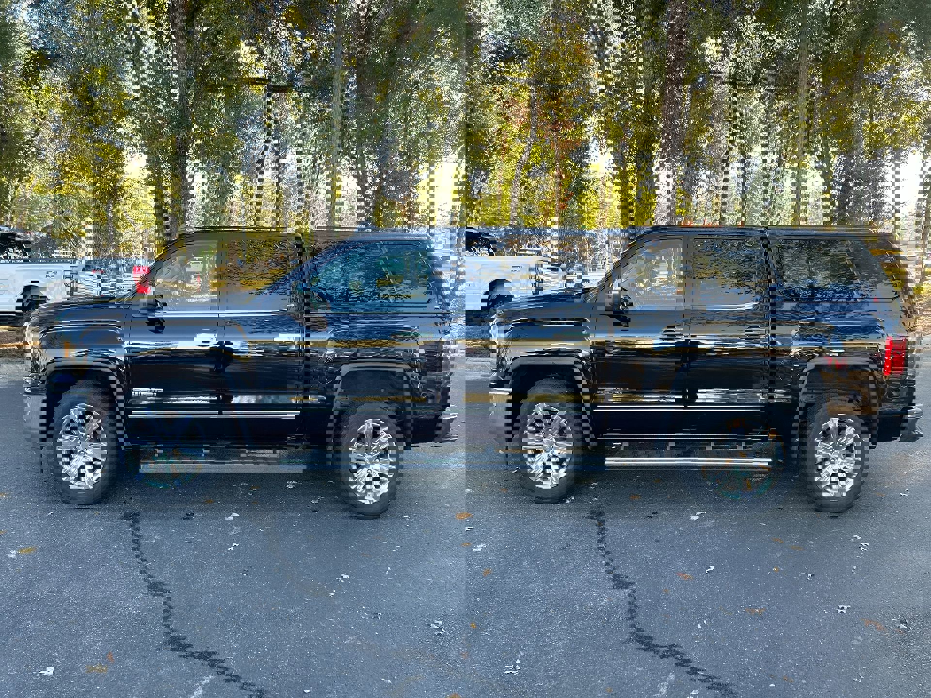 Used 2017 GMC Sierra 1500 SLT image 6