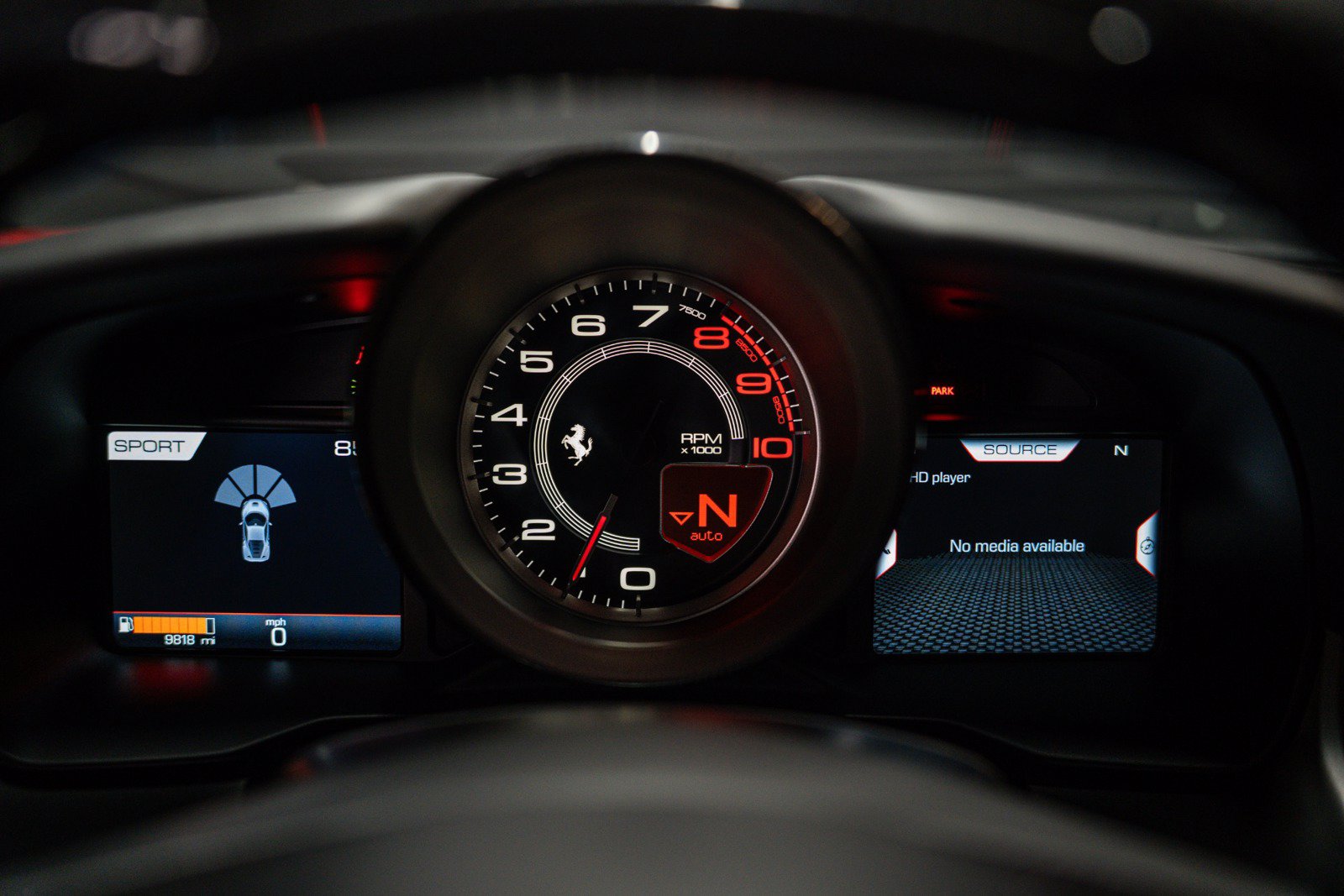 Used 2020 Ferrari F8 Tributo RWD image 20