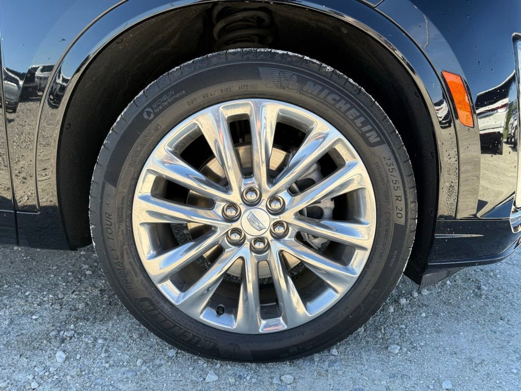 Used 2023 Cadillac XT6 Premium Luxury FWD image 17
