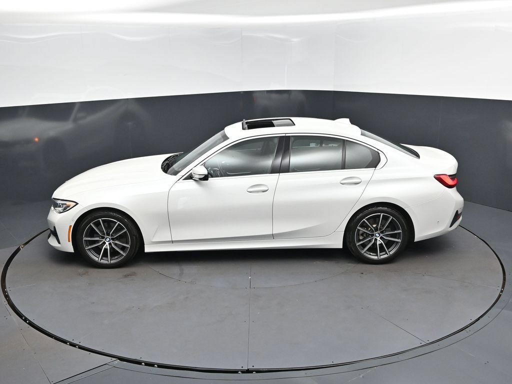 Used 2020 BMW 330i Sedan w/ Executive Package RWD image 32