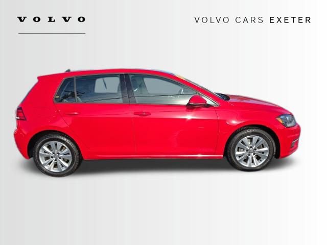 Used 2018 Volkswagen Golf SE image 10