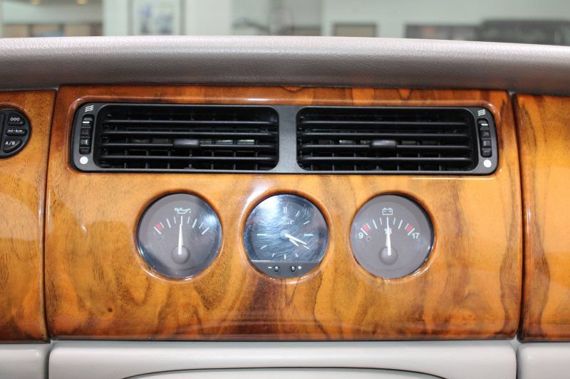 Used 1999 Jaguar XK8 Convertible RWD image 29