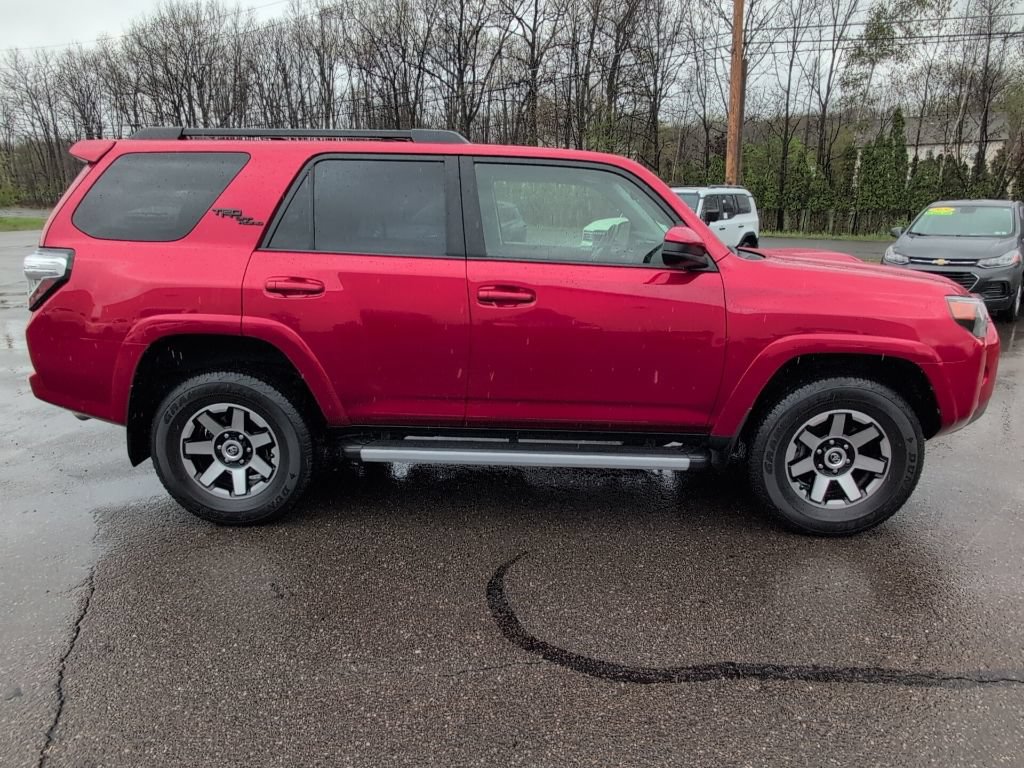 Certified 2023 Toyota 4Runner TRD Off-Road AWD/4WD image 8