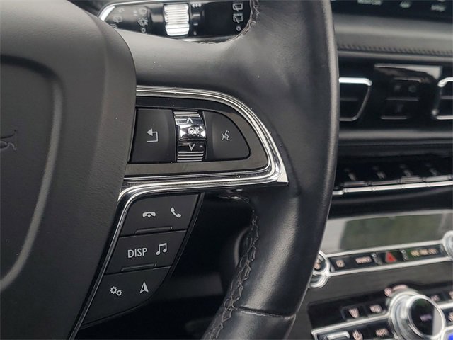 Certified 2023 Lincoln Nautilus Reserve image 23