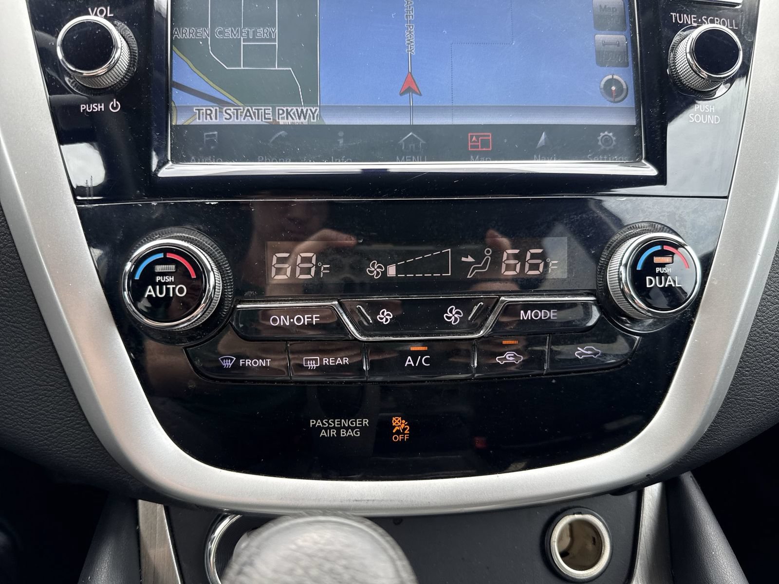 Used 2016 Nissan Murano S w/ Navigation Package AWD/4WD image 20