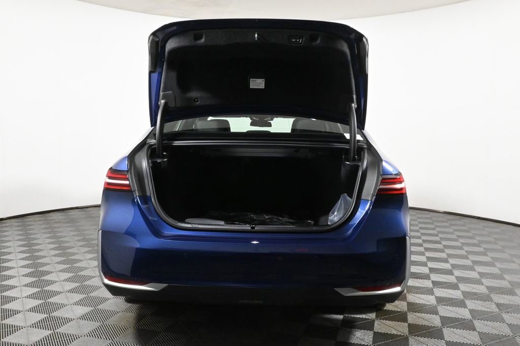 Used 2026 BMW 530i xDrive w/ Premium Package image 38