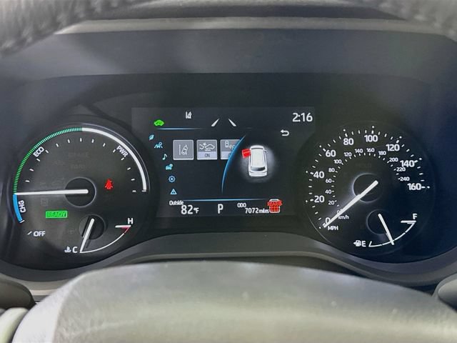 Used 2025 Toyota Sienna XLE FWD image 12