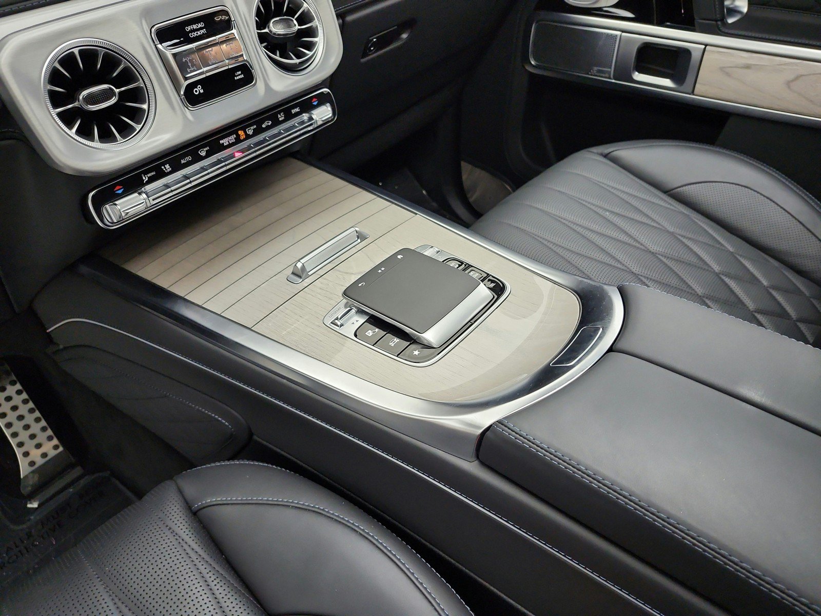 Certified 2026 Mercedes-Benz G 550 image 11