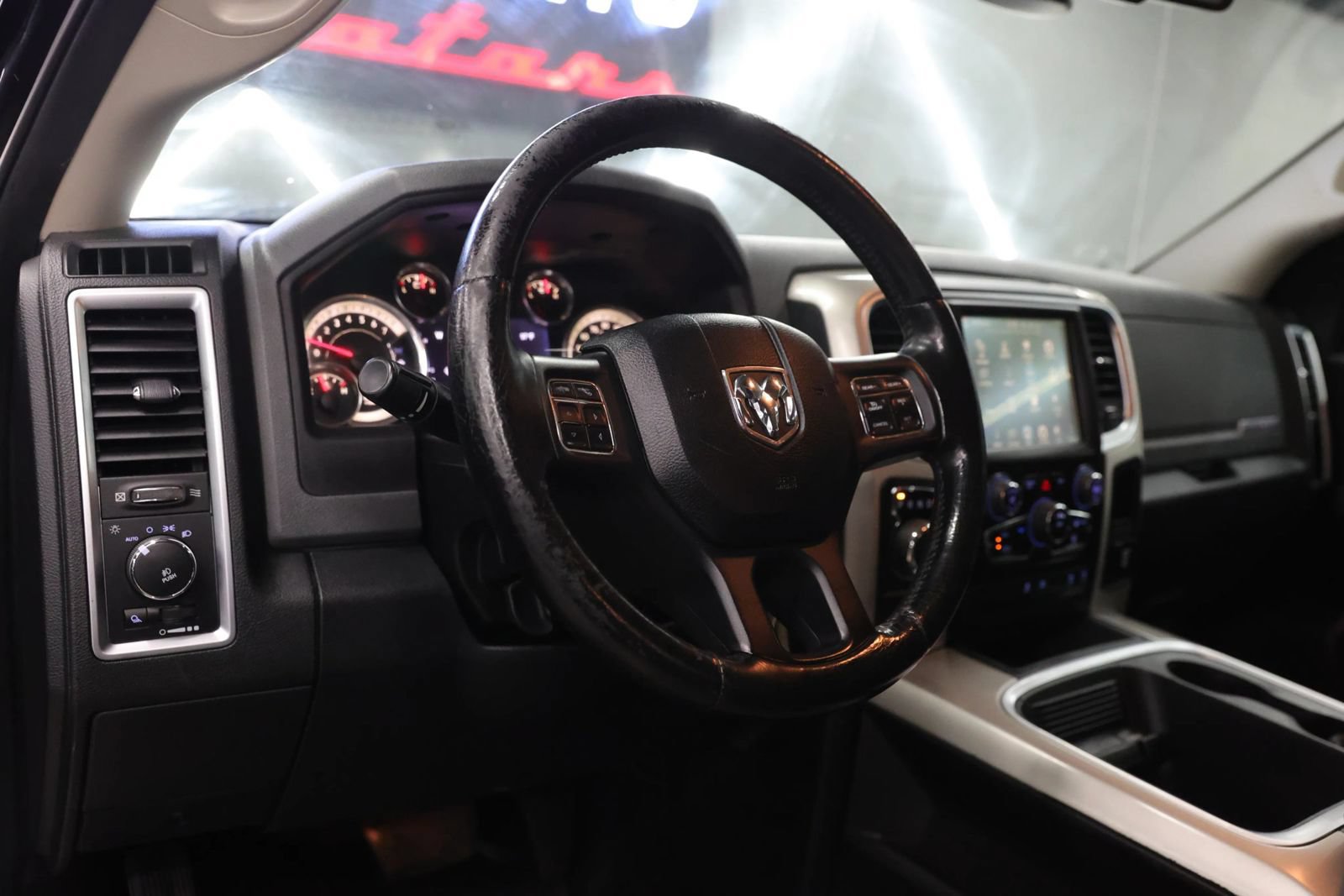 Used 2016 RAM 1500 Lone Star RWD image 29