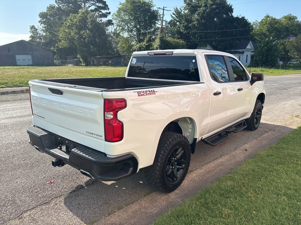 Used 2019 Chevrolet Silverado 1500 Custom Trail Boss w/ Custom Convenience Package AWD/4WD image 7