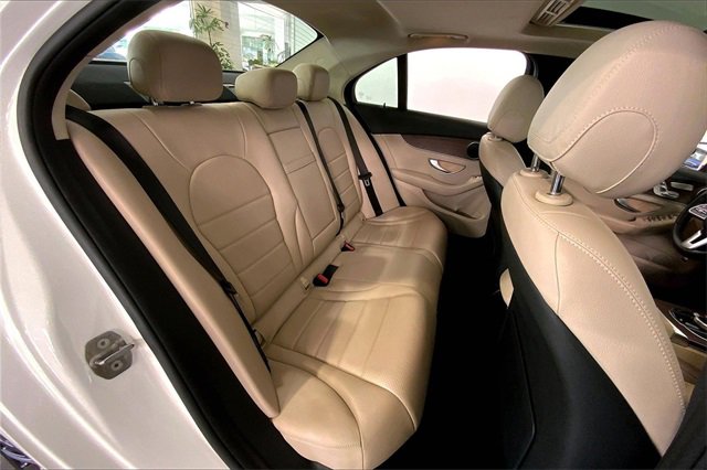 Used 2021 Mercedes-Benz C 300 Sedan image 27