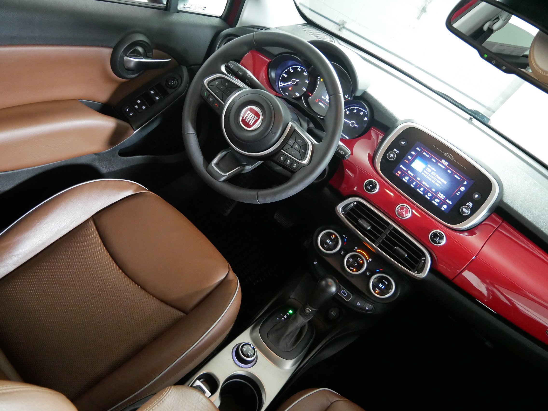 Used 2020 FIAT 500X Trekking Plus w/ Premium Group image 9