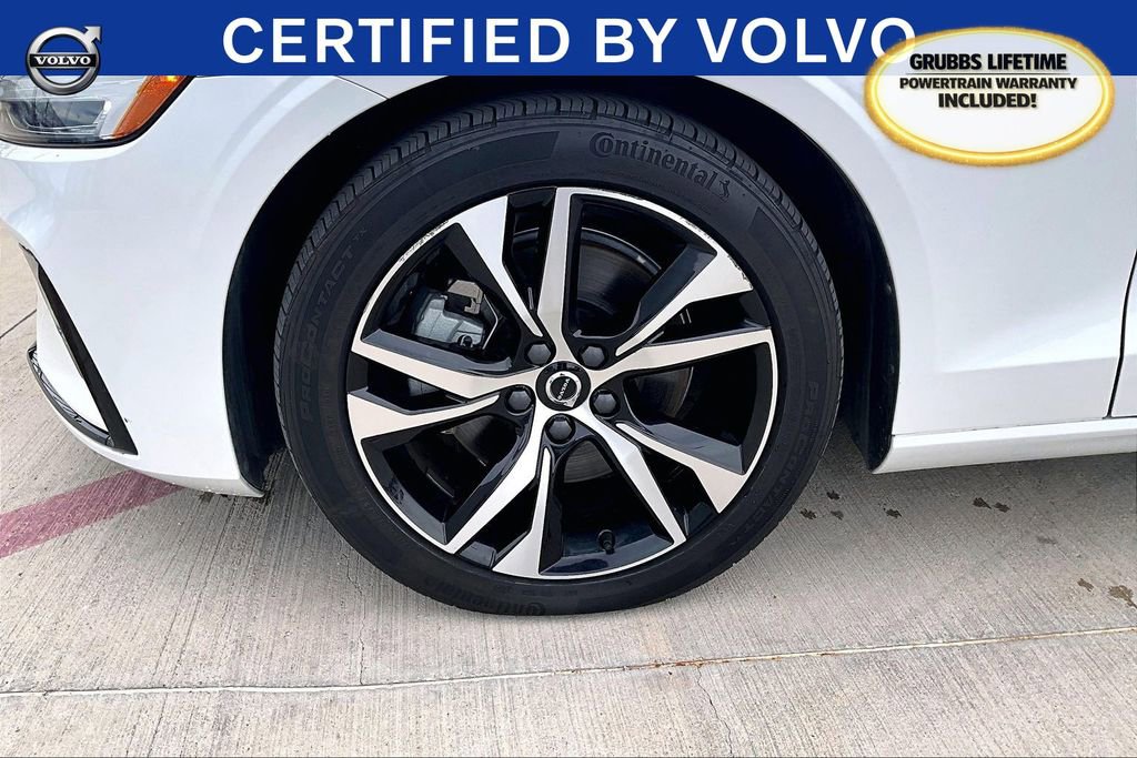 Used 2024 Volvo S60 B5 Core image 12