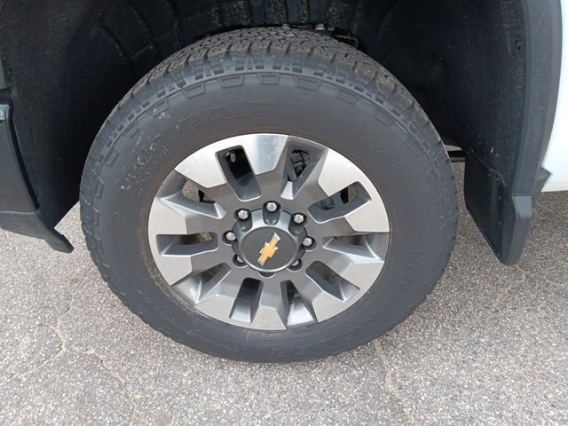 New 2026 Chevrolet Silverado 2500 Custom w/ Custom Value Package AWD/4WD image 5