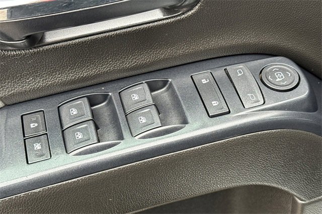 Used 2017 GMC Sierra 2500 2WD Crew Cab image 12