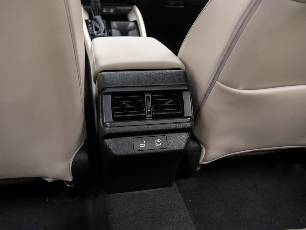 Certified 2025 Honda Accord EX-L image 18