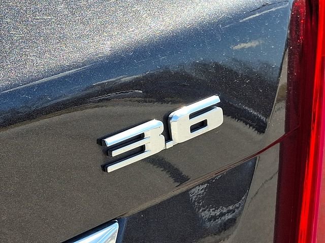 Used 2018 Cadillac XT5 Premium Luxury FWD image 34