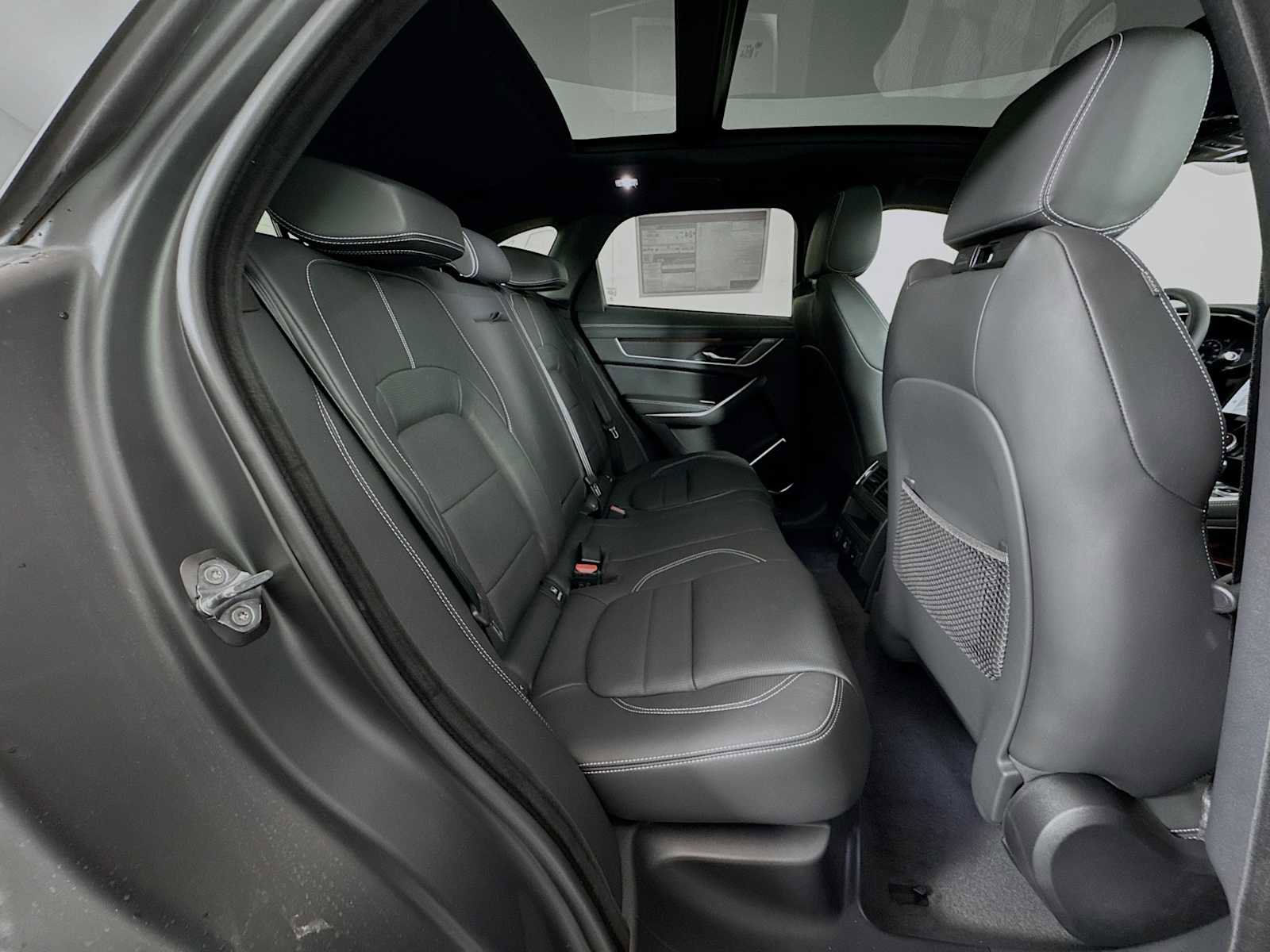 New 2026 Jaguar F-PACE R-Dynamic S image 26