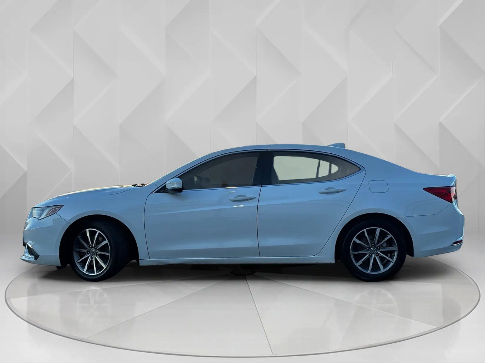 Used 2020 Acura TLX w/ Technology Package image 2