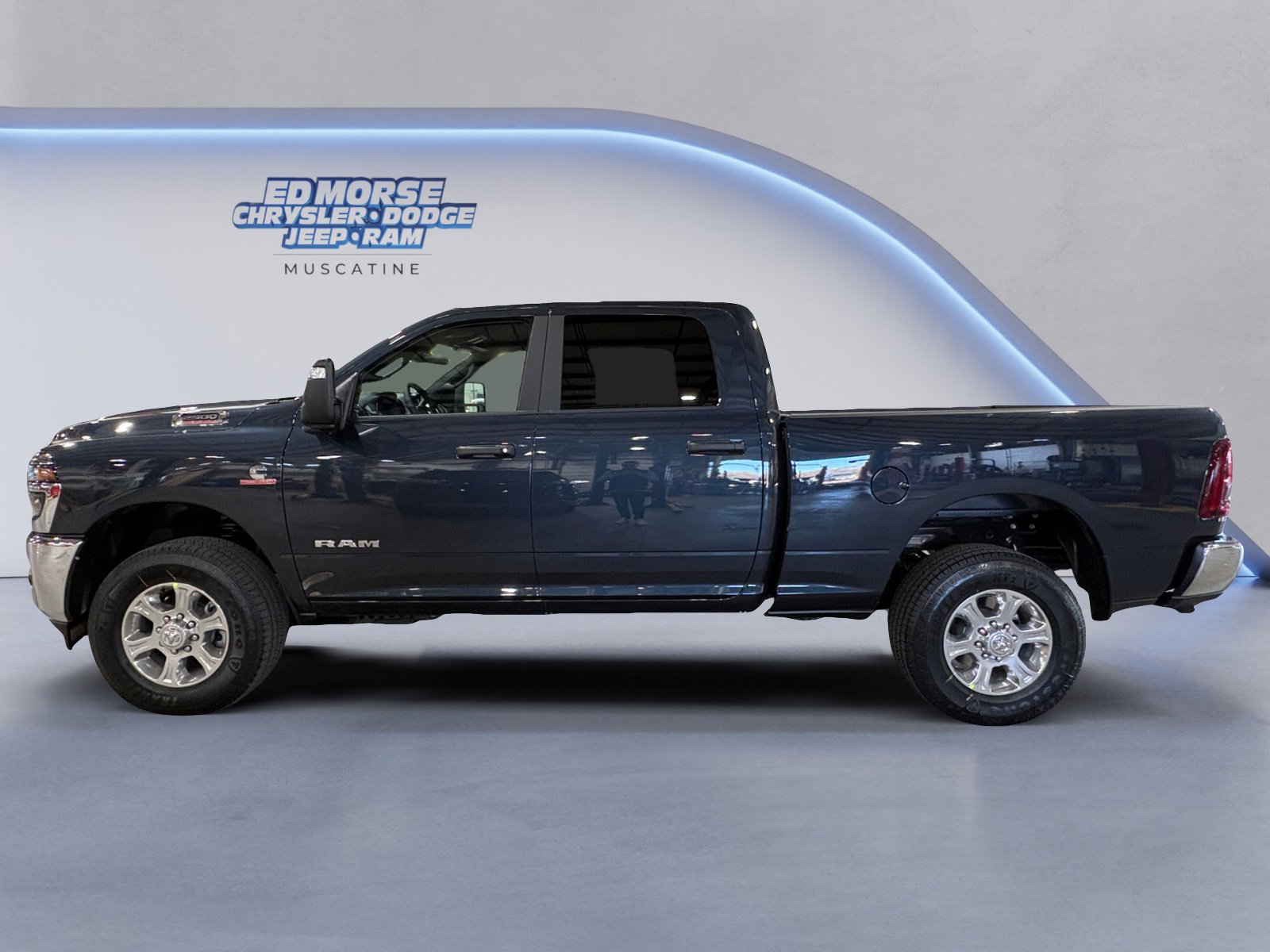 New 2026 RAM 2500 Big Horn AWD/4WD image 2