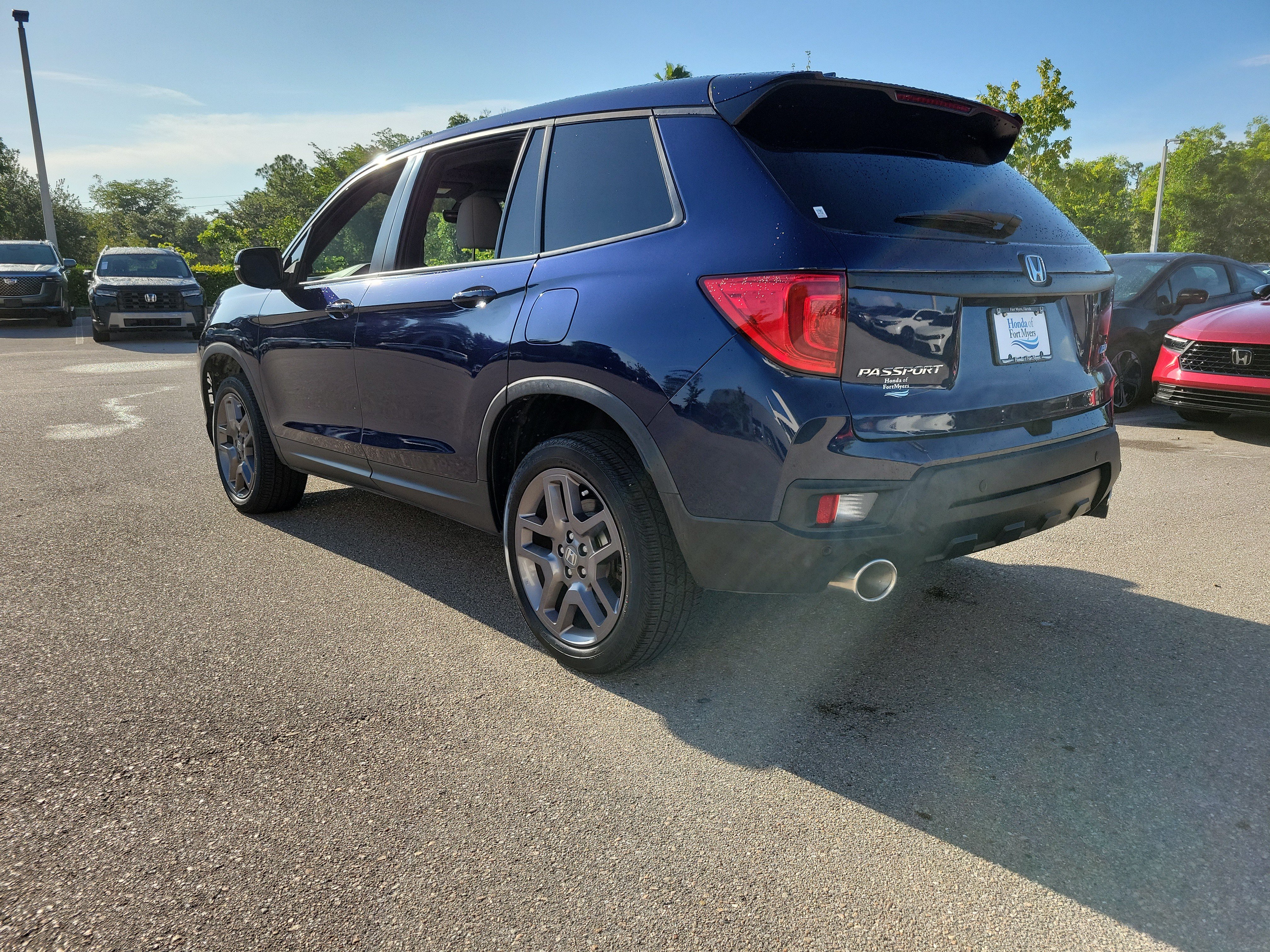 Used 2023 Honda Passport EX-L image 4