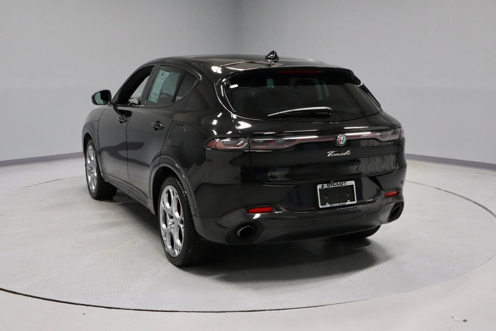 Used 2024 Alfa Romeo Tonale Veloce AWD/4WD image 11