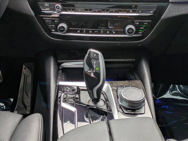 Used 2022 BMW 530i w/ Premium Package image 20