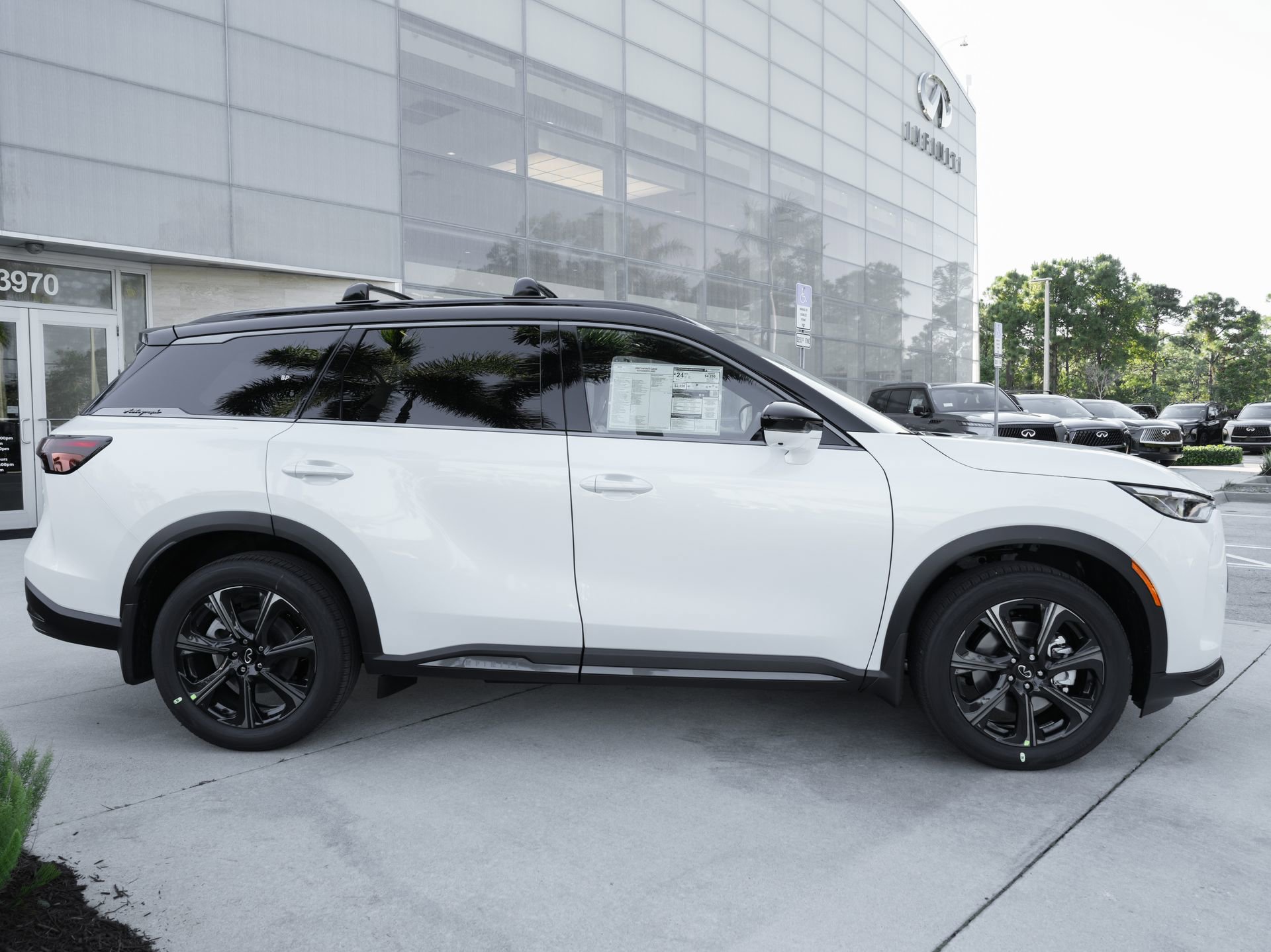 New 2027 INFINITI QX60 Autograph w/ Dark Cargo Package AWD/4WD image 25