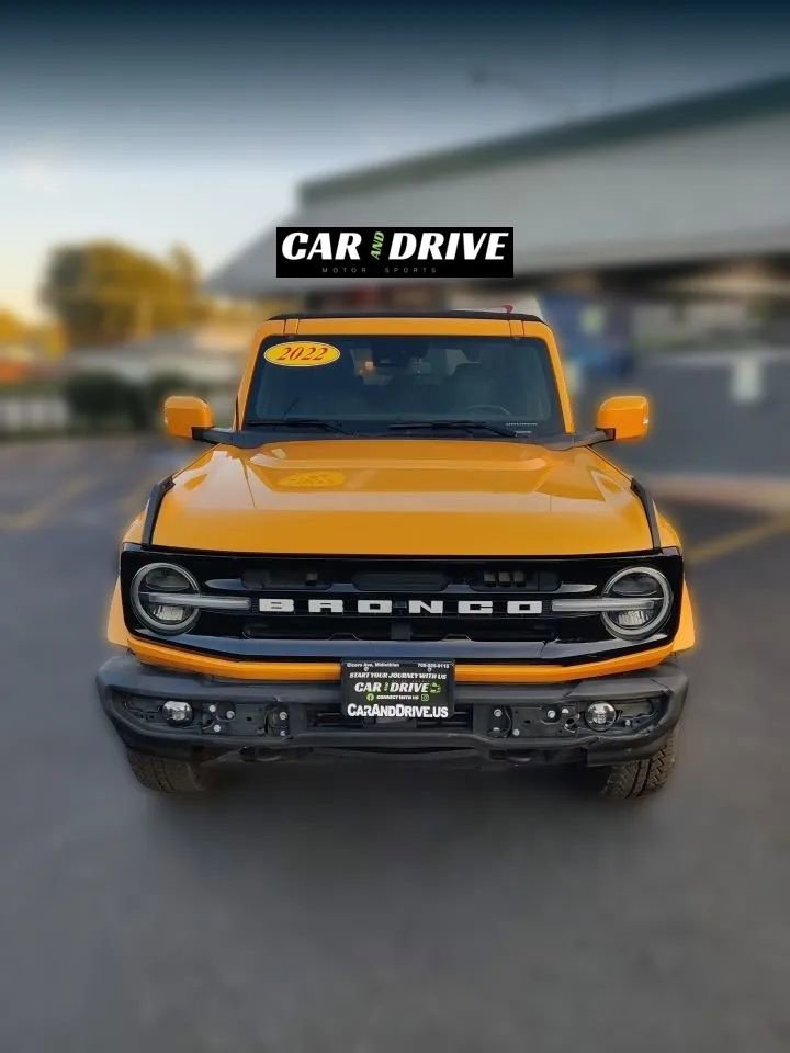 Used 2022 Ford Bronco Outer Banks image 2