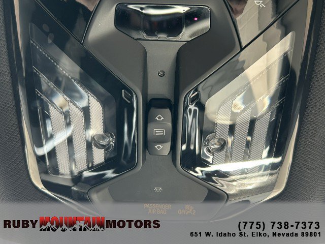 Used 2025 BMW 750e xDrive w/ Premium Package AWD/4WD image 19