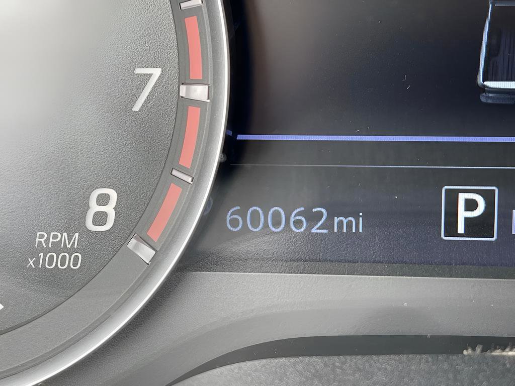 Used 2022 Nissan Titan SV image 22
