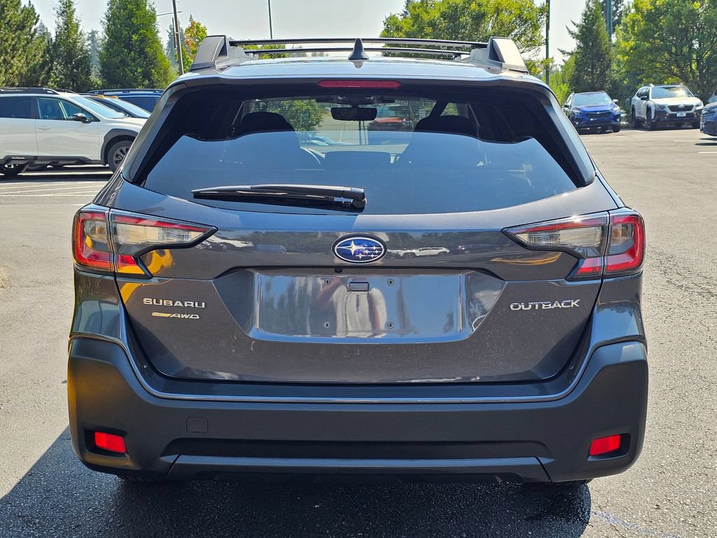 Used 2023 Subaru Outback Premium AWD/4WD image 6