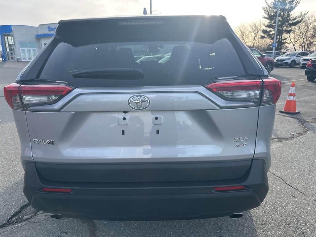 Used 2023 Toyota RAV4 XLE image 5