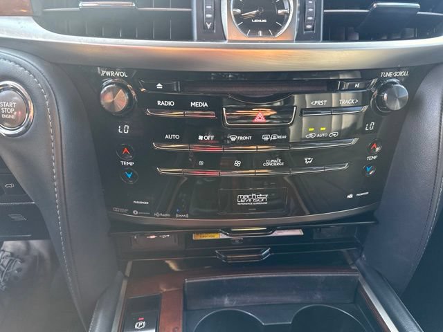 Used 2018 Lexus LX 570 4WD w/ Luxury Package image 31