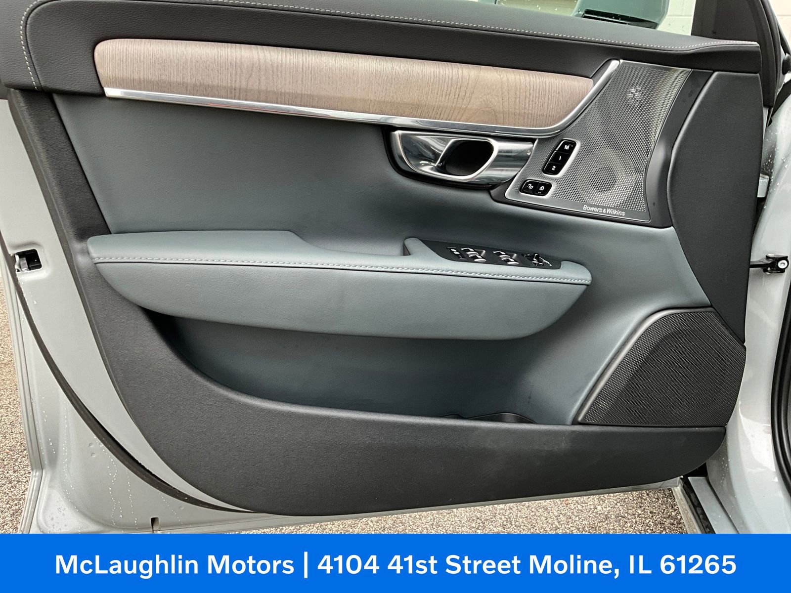 Certified 2024 Volvo S90 B6 Ultimate w/ Protection Package Premier image 10