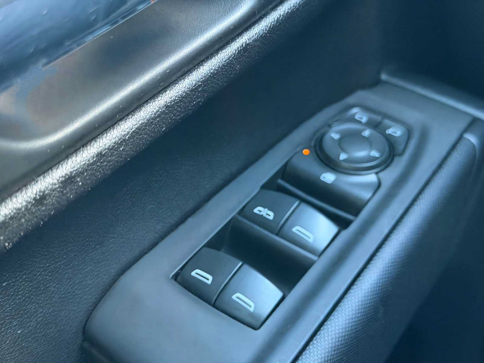 Used 2024 Chevrolet Silverado 1500 Custom AWD/4WD image 4