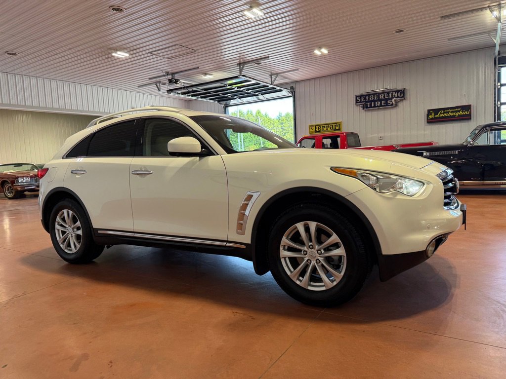 Used 2013 INFINITI FX37 AWD w/ Premium Pkg image 8