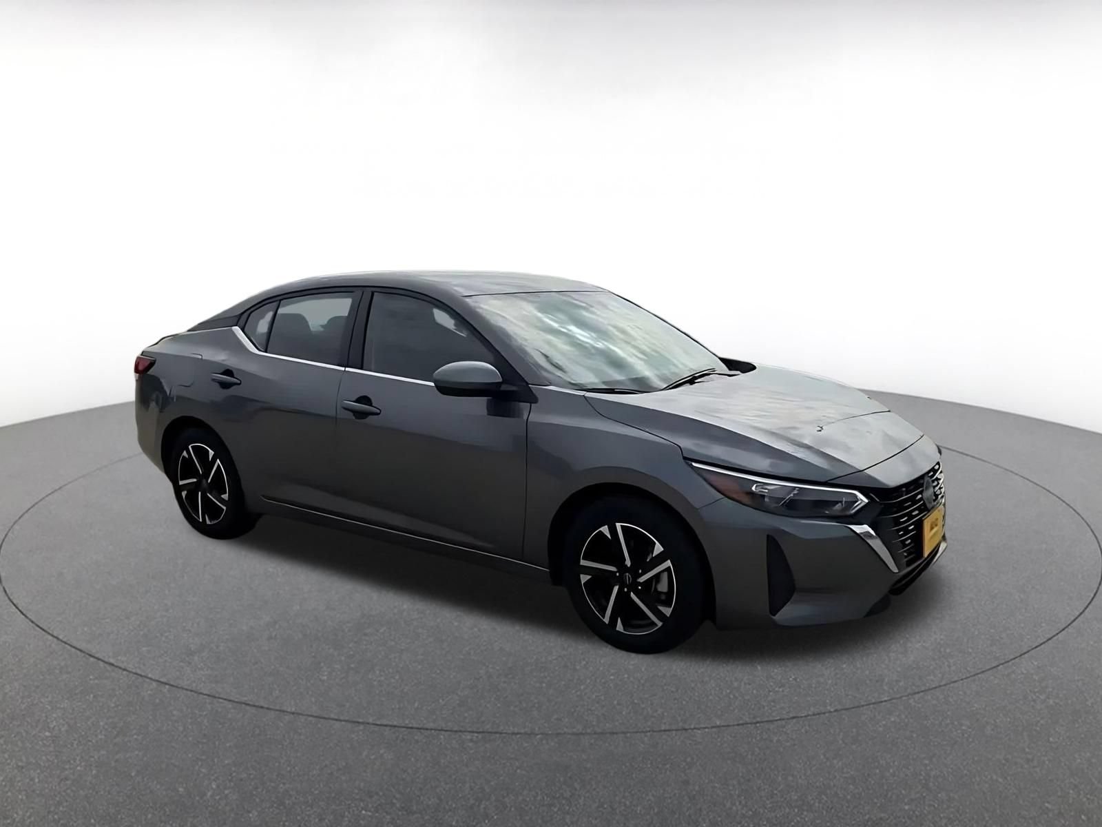 Used 2025 Nissan Sentra SV FWD video 2