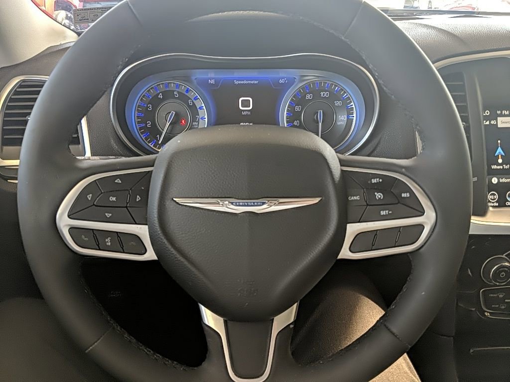 Used 2023 Chrysler 300 Touring L w/ Popular Equipment Group AWD/4WD image 16